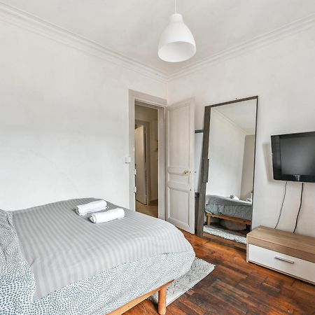 Superbe Appartement A Париж Екстериор снимка